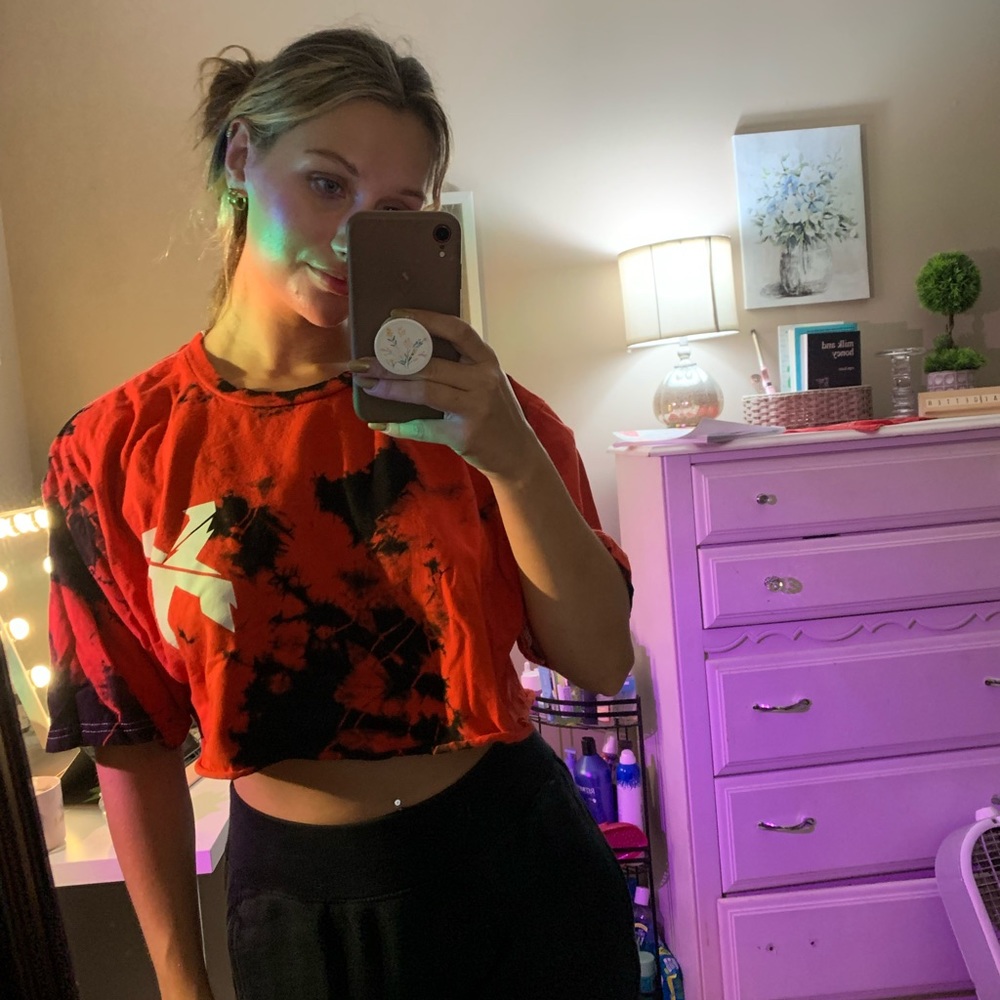 Head bangers crop top